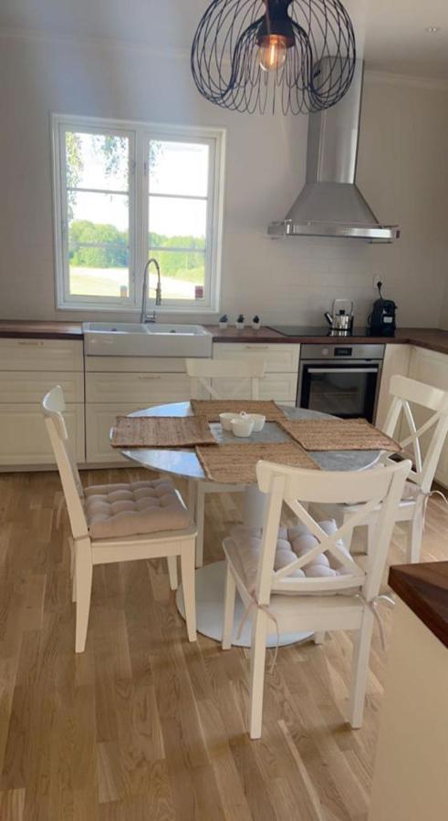 Sunnansjo Gard Guest House Katrineholm Eksteriør bilde